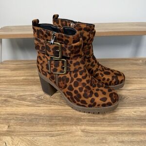 NWT Mudd Ryder Buckle Ankle Combat Heel Boot Animal Print Women's Size 6